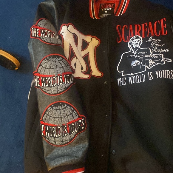 Scar face varsity jacket - Picture 3 of 4